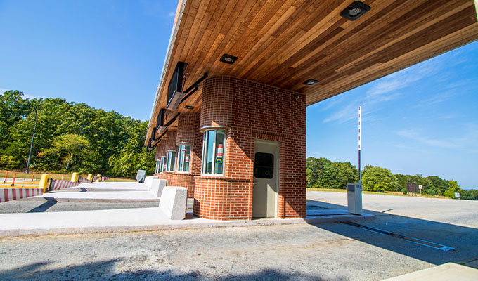 Sunken Meadow State Park Gateway Building_Gateway Building Amenities and Architectural Detail