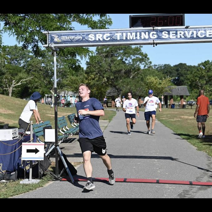 Joseph Quinn finishing strong.